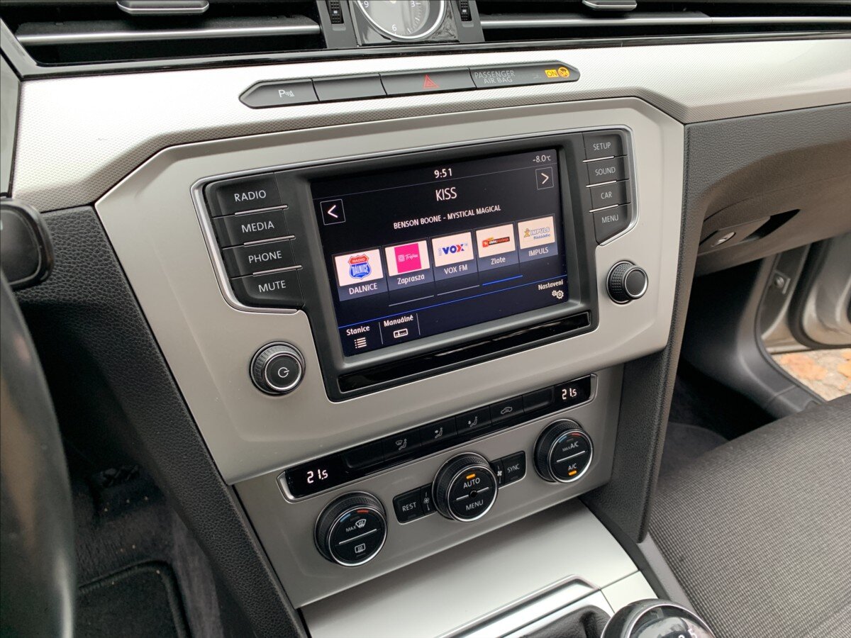 Volkswagen Passat Kombi 2,0 l 110 kw