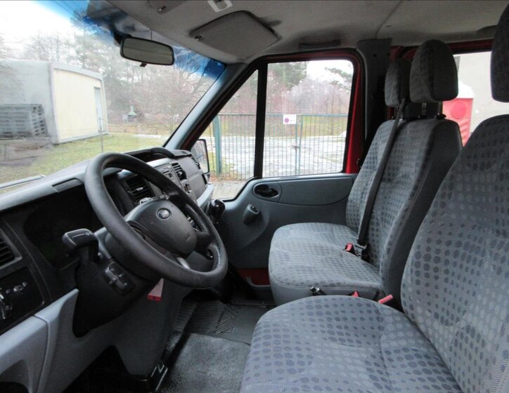 Ford Transit Valník 2,4 l 103 kw