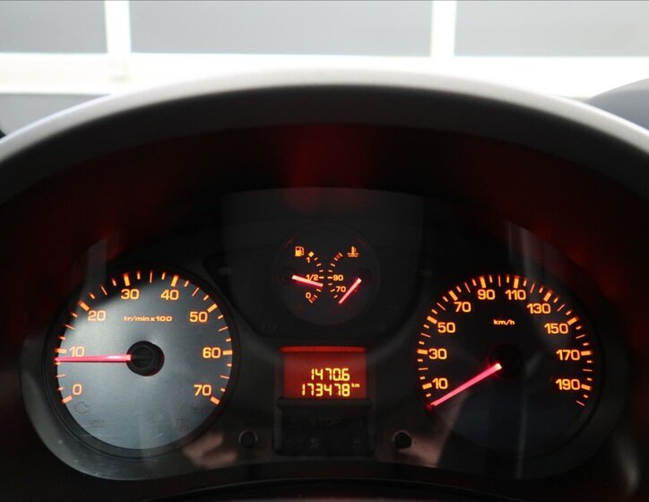 Peugeot Partner Tepee Kombi 1,6 l 55 kw