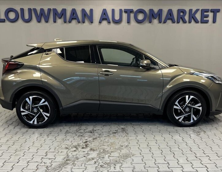 Toyota C-HR 16