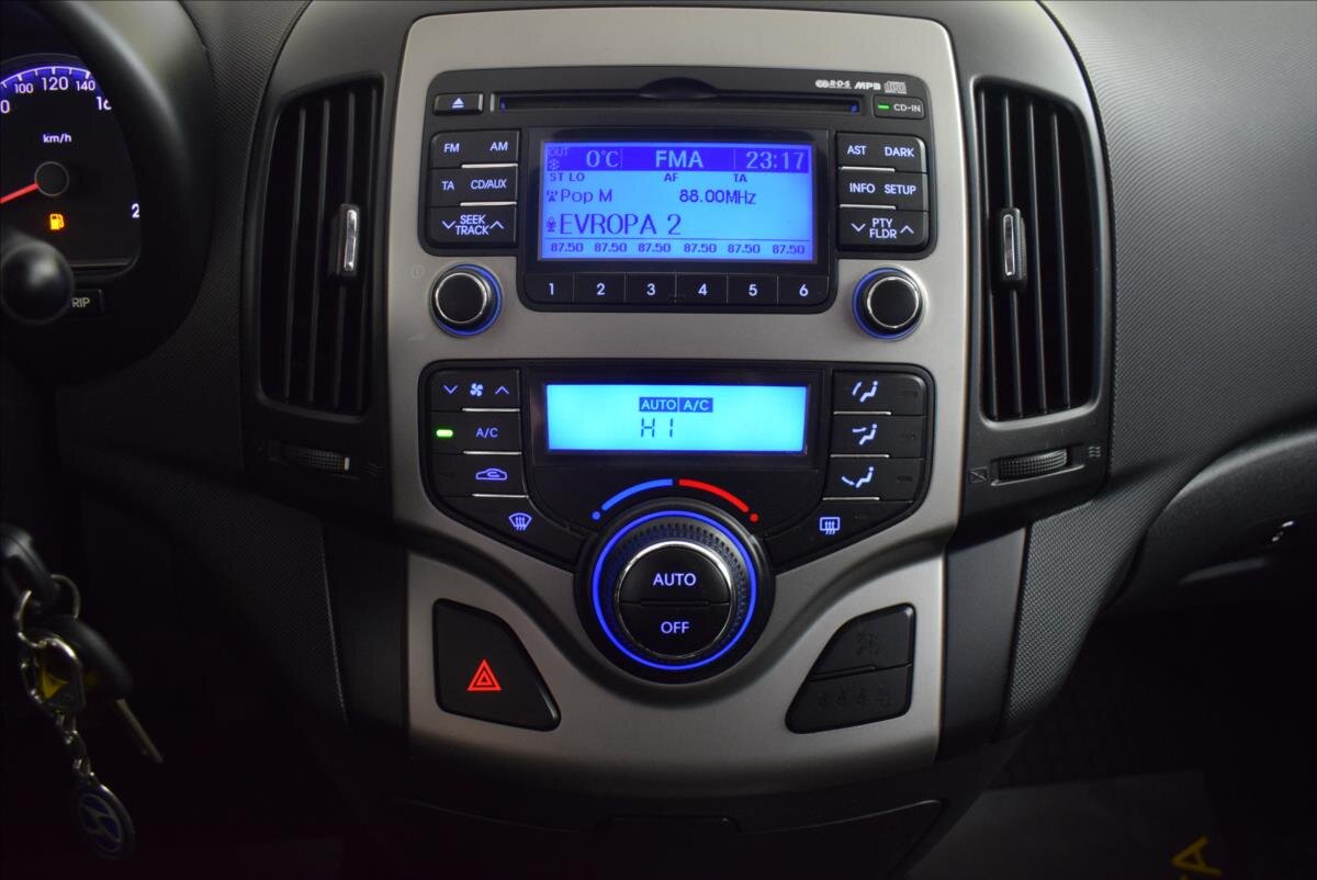 Hyundai i30 Kombi 1,6 l 92 kw