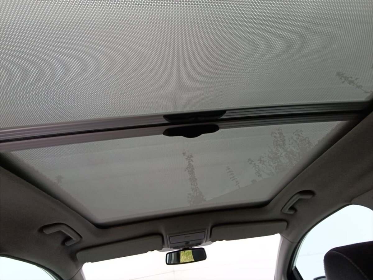 Ford Kuga SUV / Terénní 2,0 l 120 kw