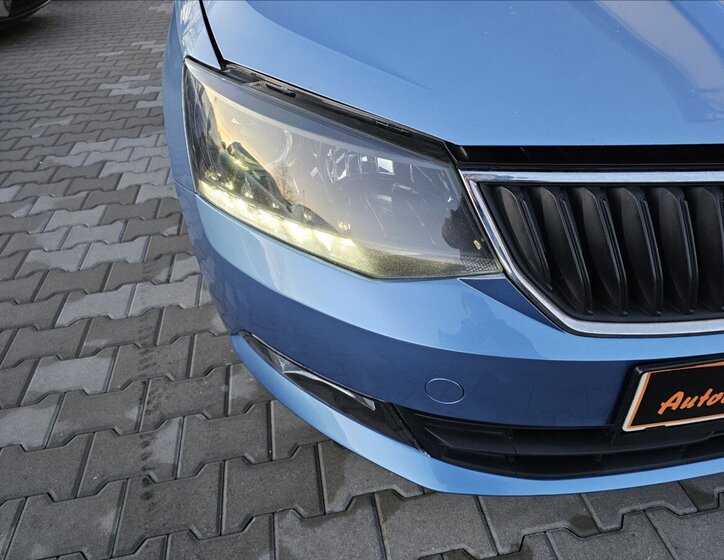 Škoda Fabia 33