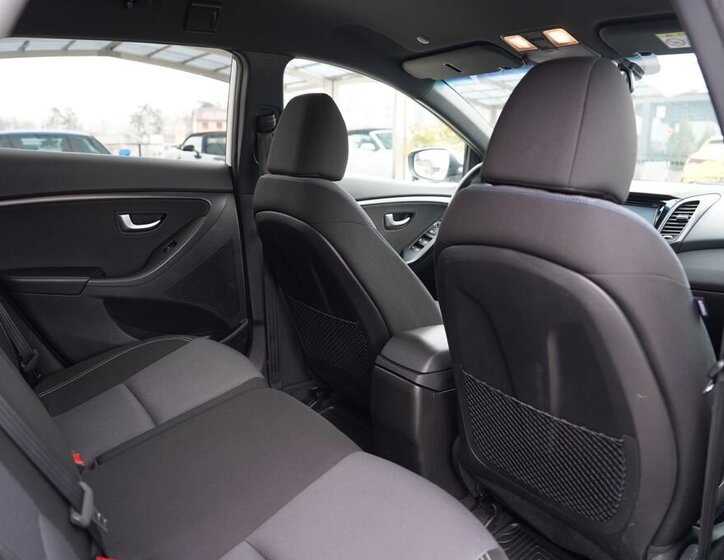 Hyundai i30 Kombi 1,6 l 99 kw