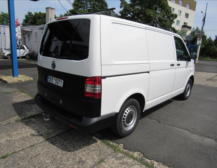 Volkswagen Transporter Skříň 2,0 l 84 kw