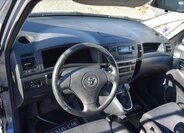 Toyota Corolla Verso 16