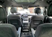 Land Rover Defender 81