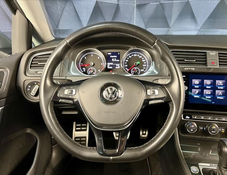 Volkswagen Golf Kombi 2,0 l 135 kw