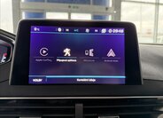 Peugeot 5008 SUV 2,0 l 110 kw