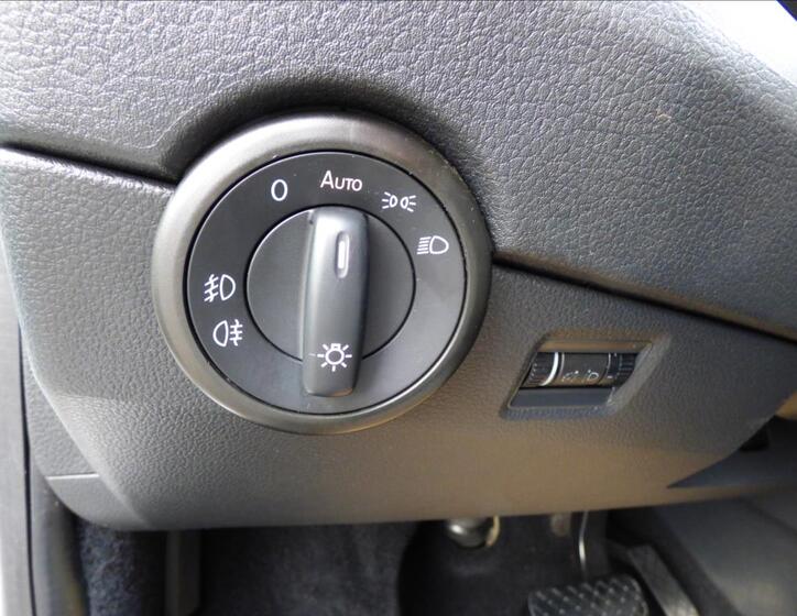 Volkswagen Caravelle 13