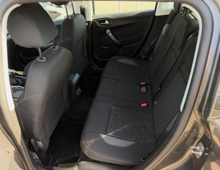 Peugeot 2008 SUV / Terénní 1,2 l 60 kw