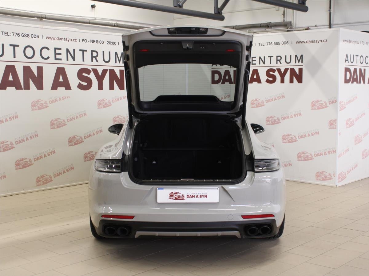 Porsche Panamera Hatchback 4,0 l 368 kw
