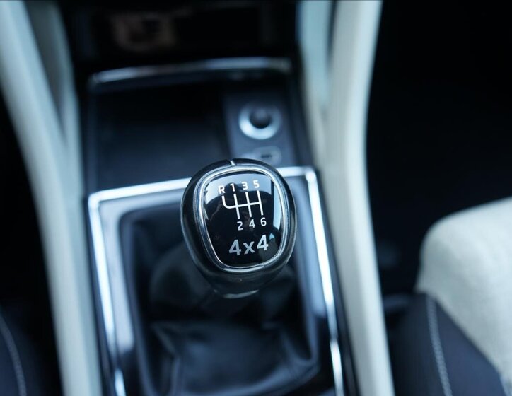 Škoda Karoq SUV / Terénní 2,0 l 110 kw