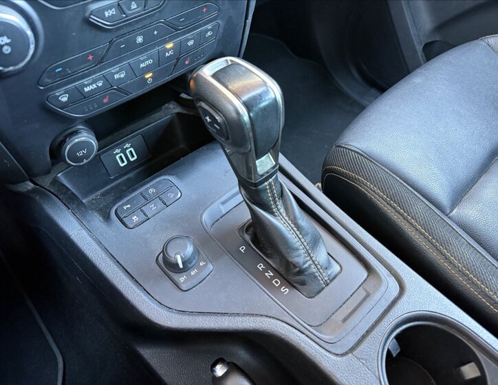 Ford Ranger Pick-up 2,0 l 157 kw