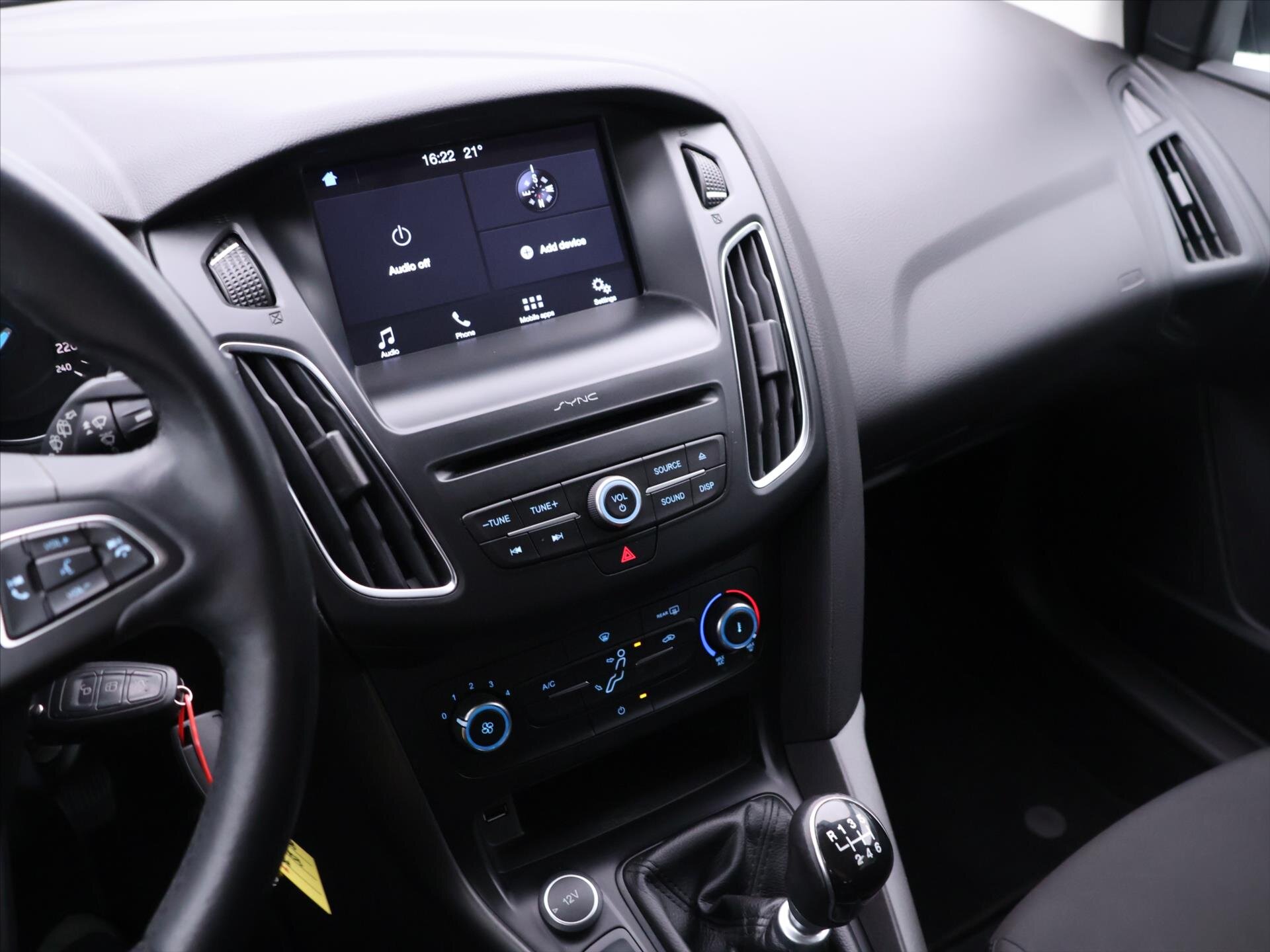 Ford Focus Kombi 999,0 92 kw