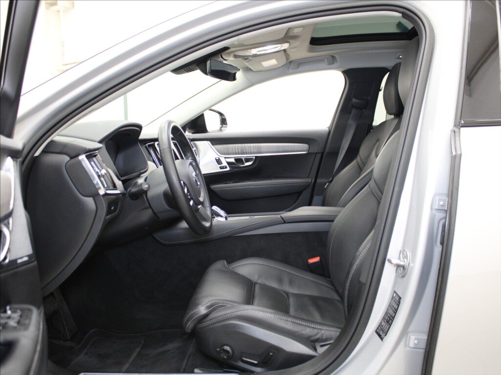 Volvo V90 Kombi 2,0 l 220 kw