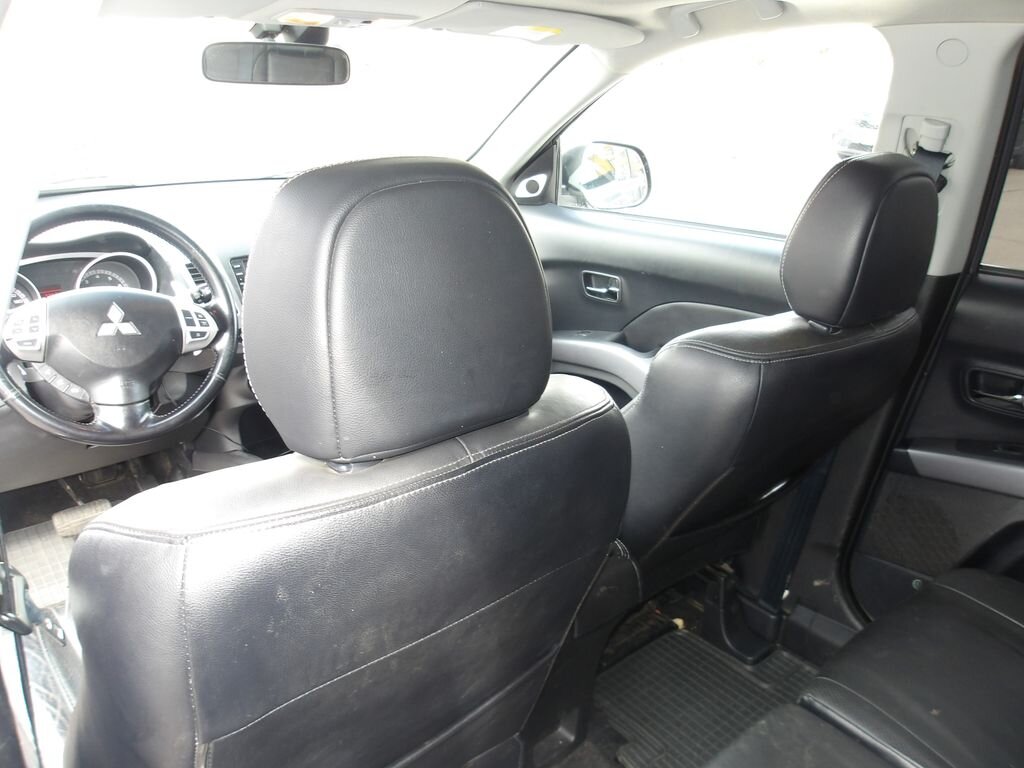 Mitsubishi Outlander SUV / Terénní 2,4 l 125 kw