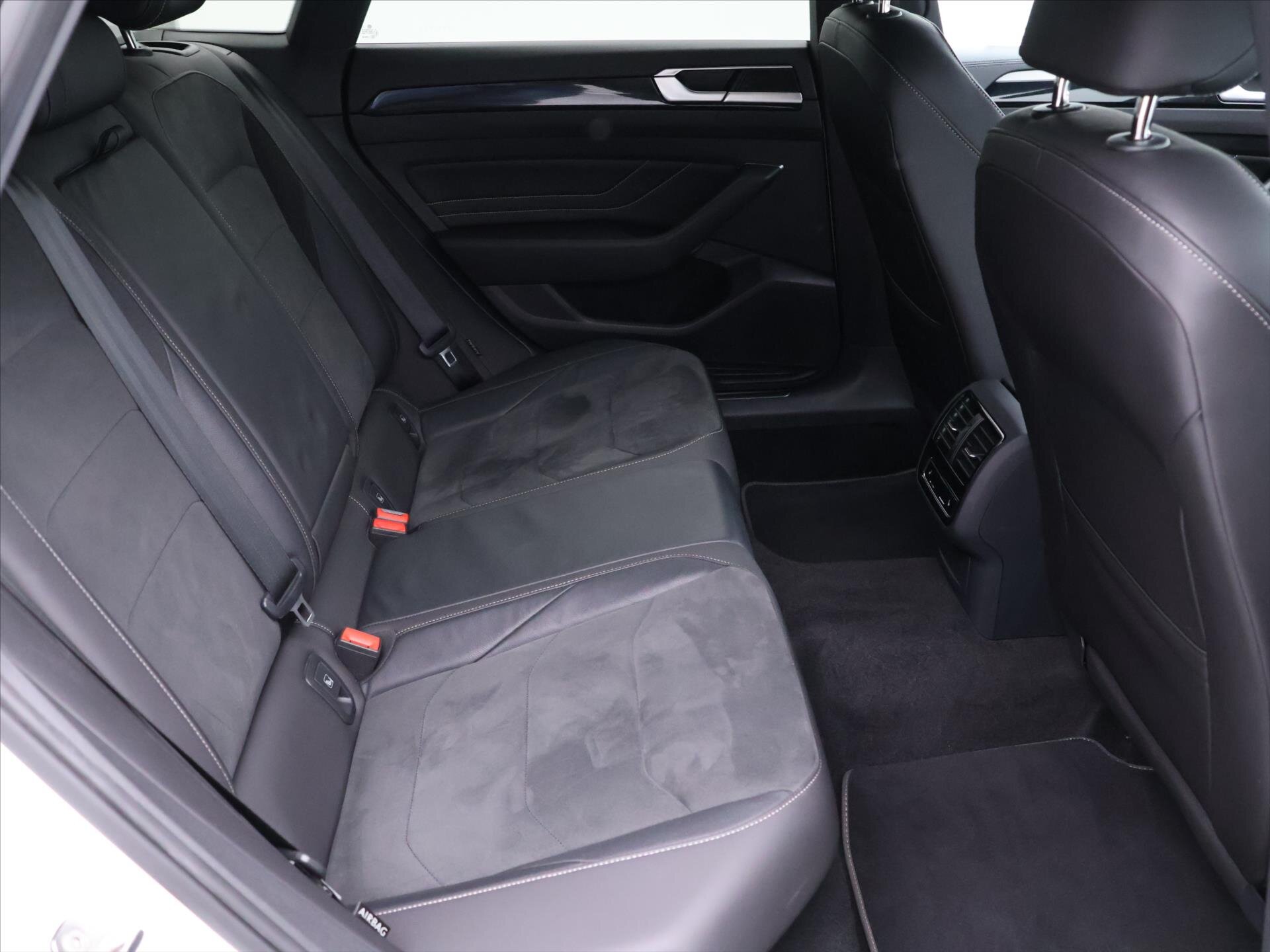 Volkswagen Arteon Kombi 2,0 l 206 kw