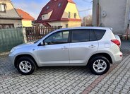 Toyota RAV4 8