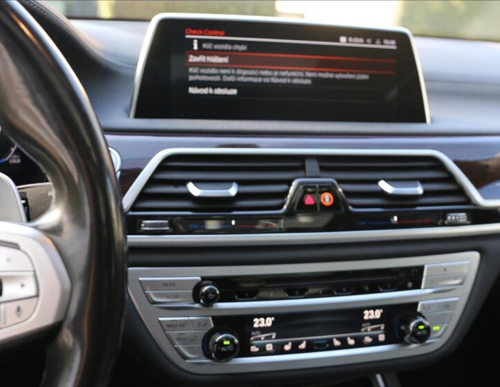 BMW Řada 7 Sedan / Limuzína 3,0 l 294 kw