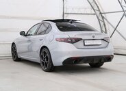 Alfa Romeo Giulia Sedan 2,0 l 206 kw