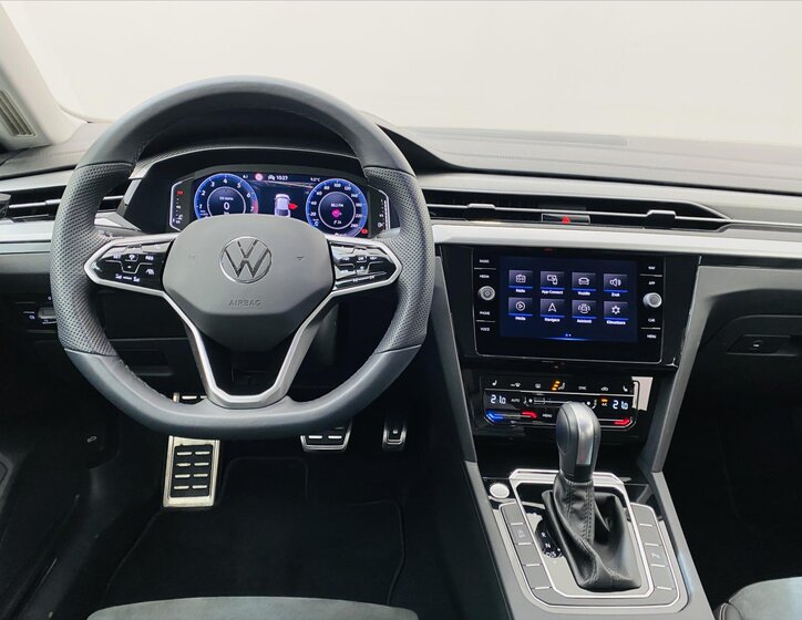 Volkswagen Arteon Liftback 2,0 l 140 kw