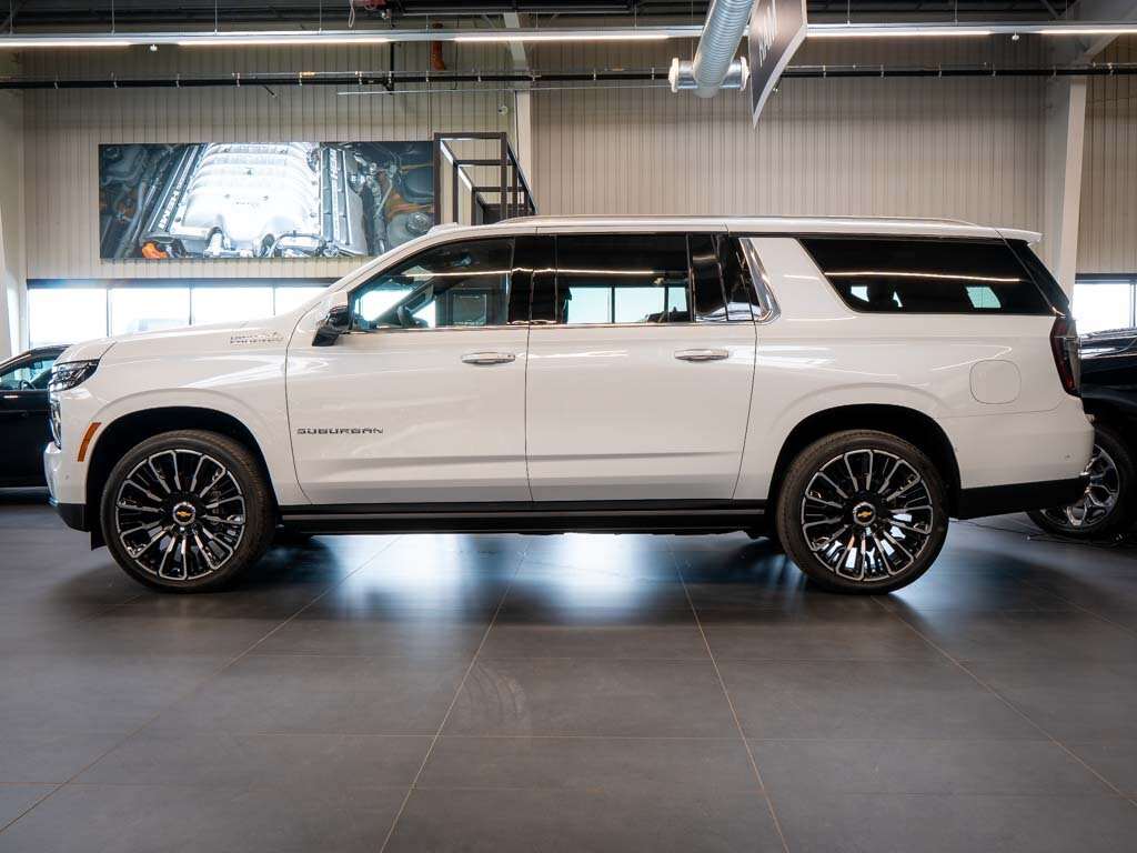 Chevrolet Suburban SUV 6,2 l 313 kw