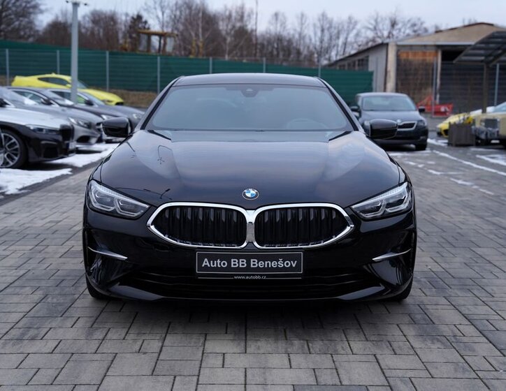 BMW Řada 8 1