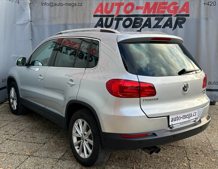 Volkswagen Tiguan 8