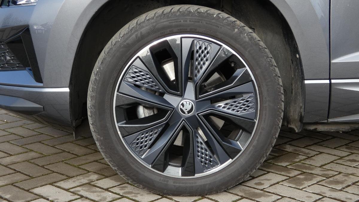 Škoda Karoq SUV / Terénní 1,5 l 110 kw