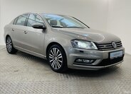 Volkswagen Passat Sedan / Limuzína 2,0 l 130 kw
