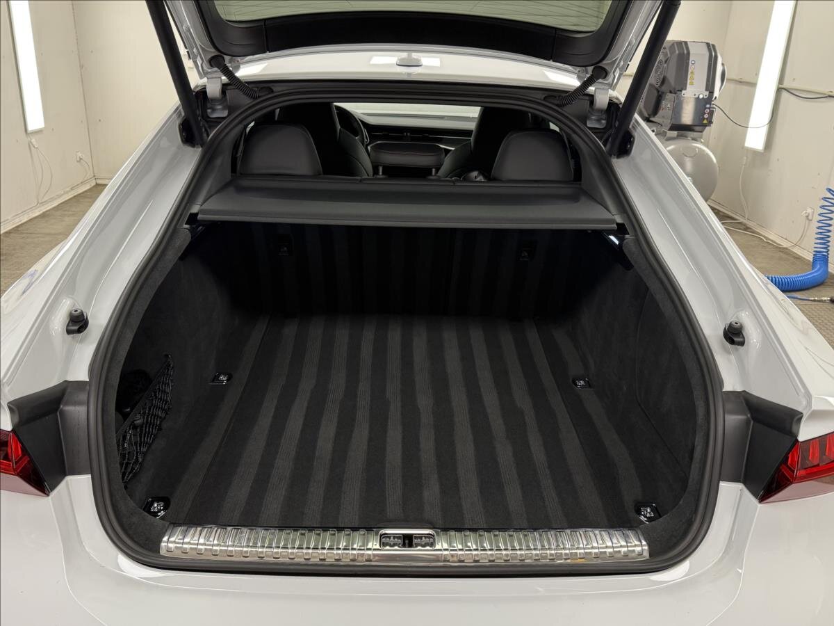 Audi S7 Hatchback 3,0 l 253 kw