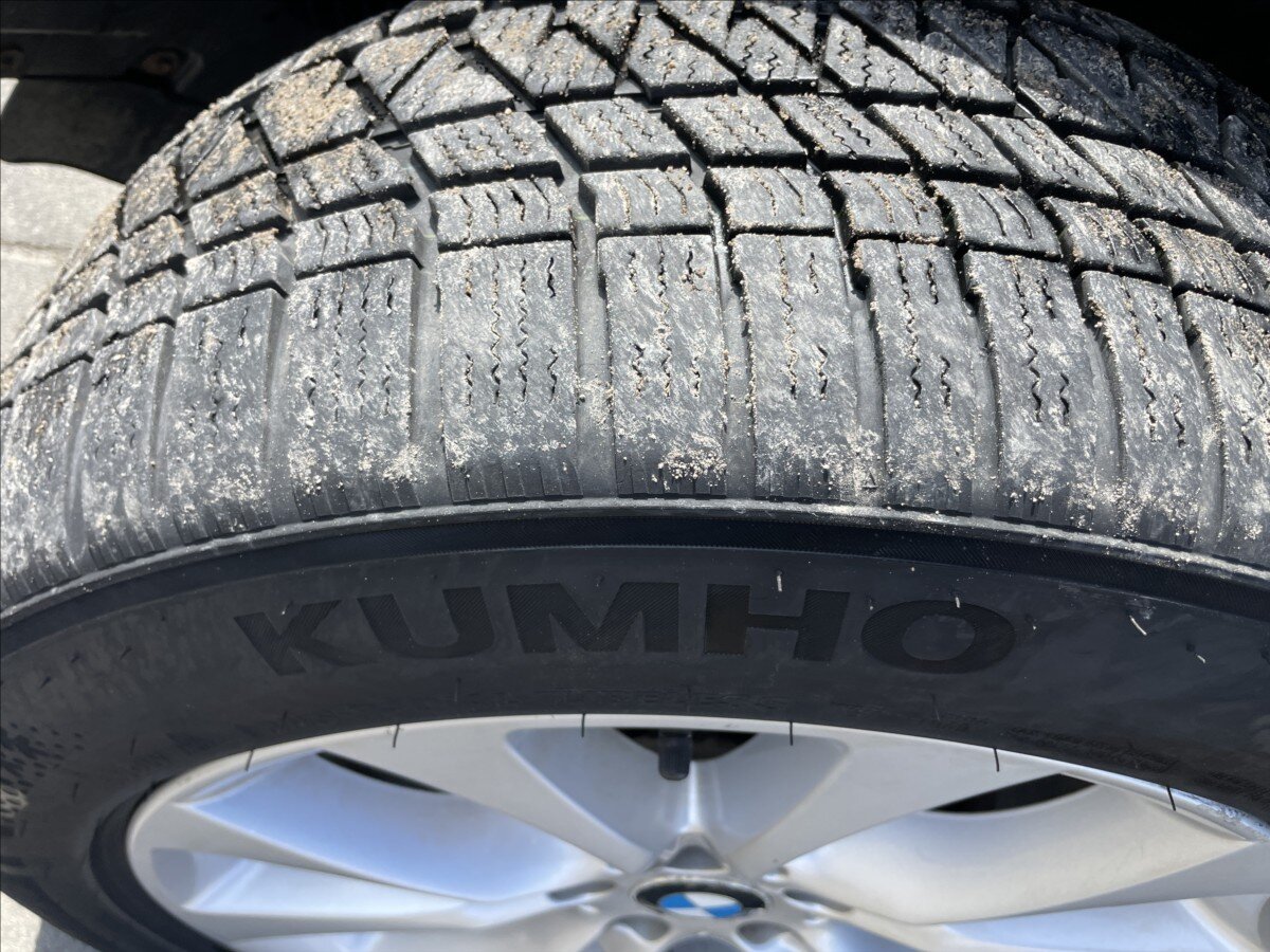 BMW X5 SUV / Terénní 3,0 l 190 kw