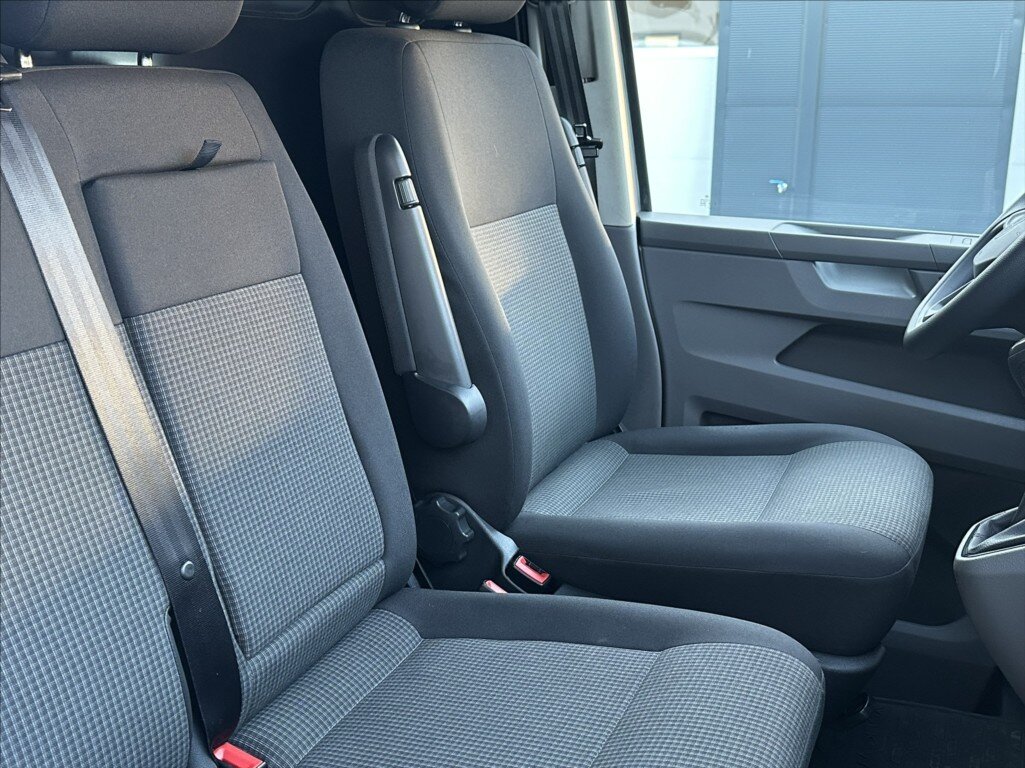 Volkswagen Transporter Skříň 2,0 l 110 kw
