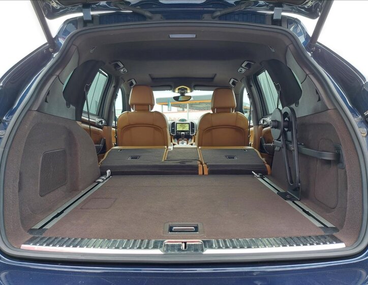 Porsche Cayenne 23