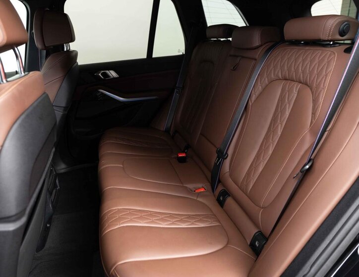 BMW X5 SUV / Terénní 3,0 l 360 kw