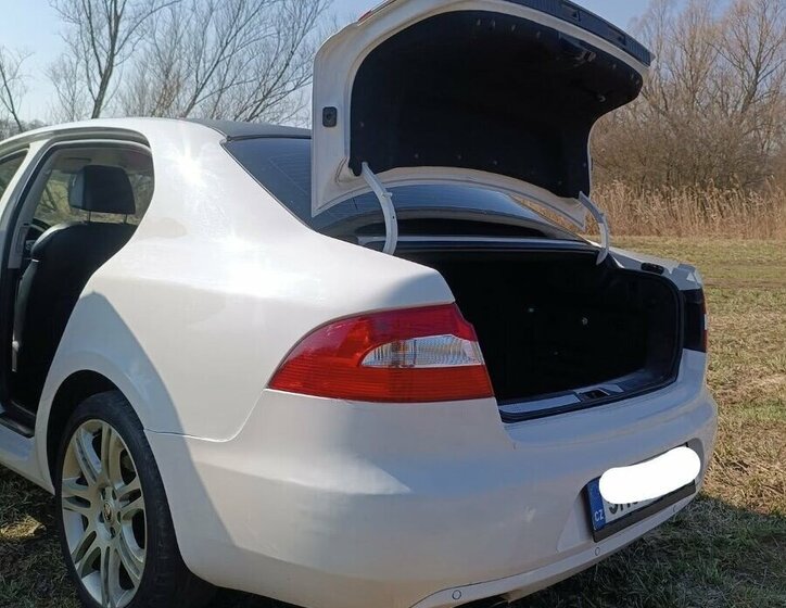 Škoda Superb Sedan / Limuzína 0,0 118 kw
