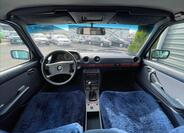 Mercedes-Benz 123 11