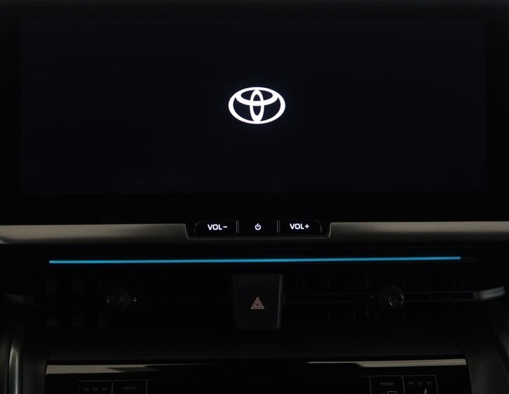 Toyota C-HR SUV 2,0 l 112 kw