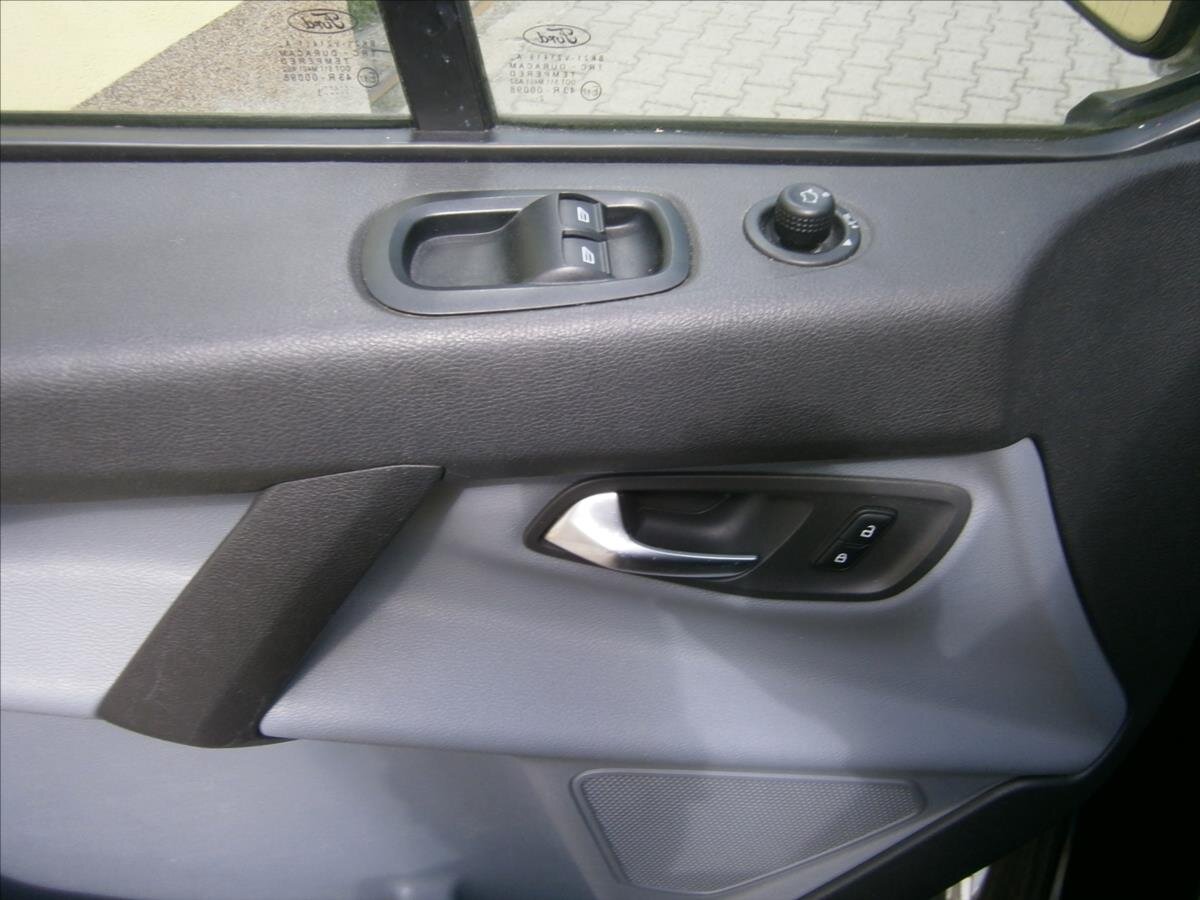 Ford Transit Custom Kombi 2,2 l 114 kw