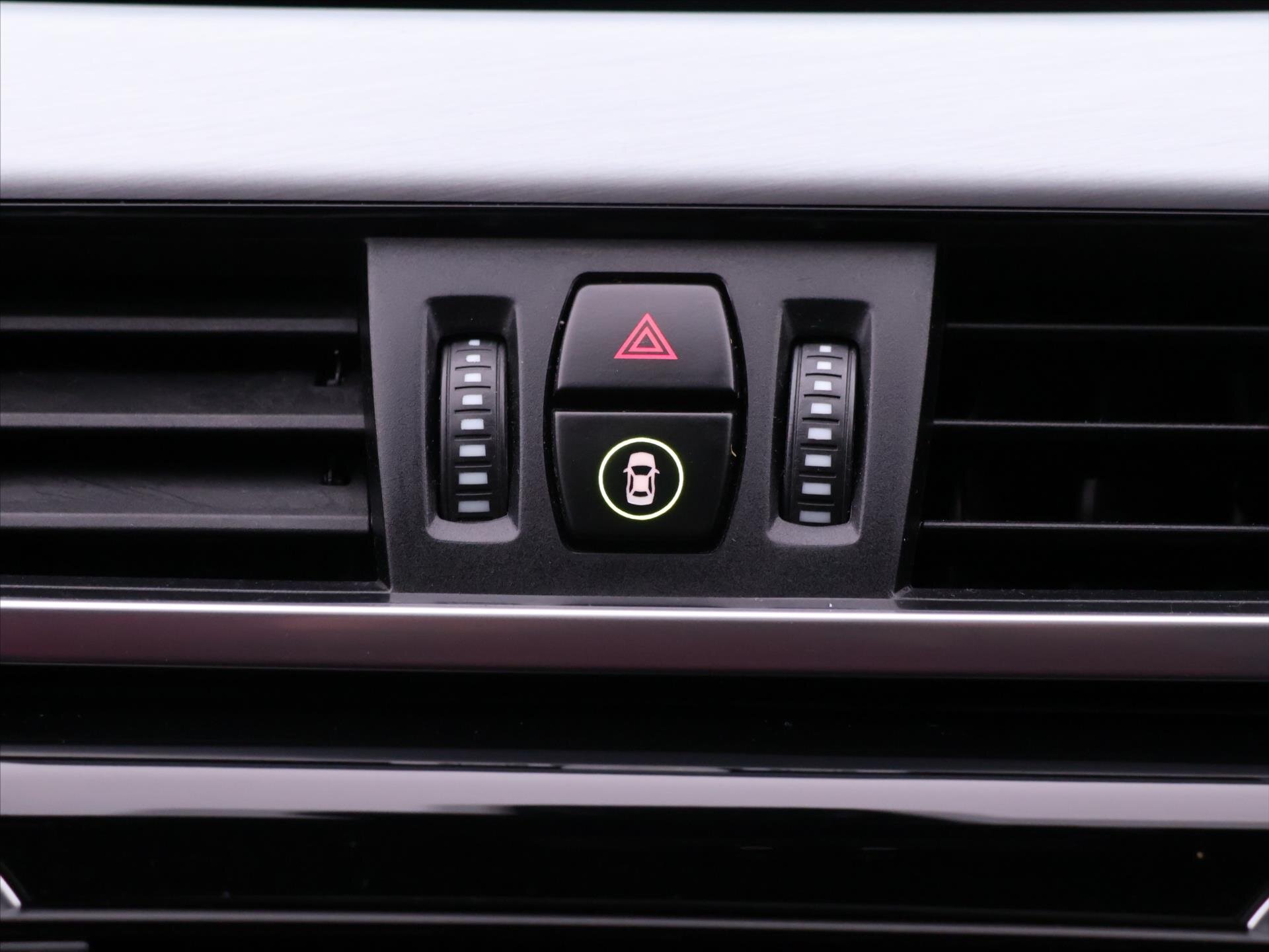 BMW X1 SUV 2,0 l 140 kw