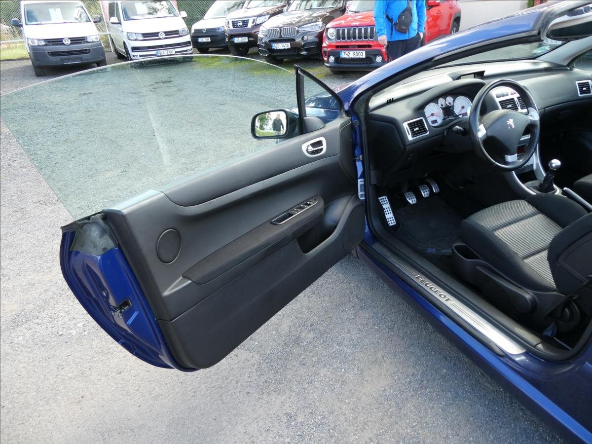 Peugeot 307 Kupé 2,0 l 100 kw
