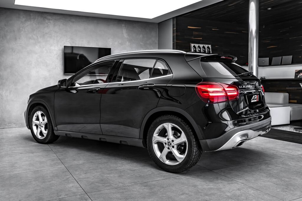 Mercedes-Benz GLA SUV 2,1 l 100 kw