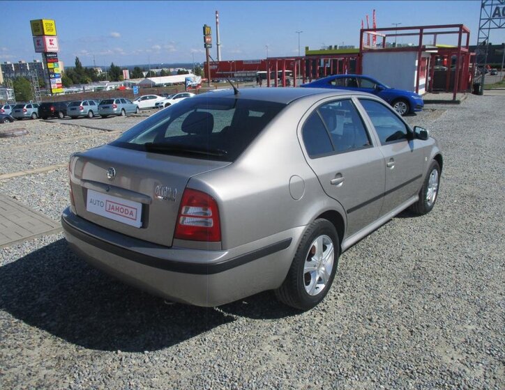 Škoda Octavia Liftback 1,6 l 75 kw