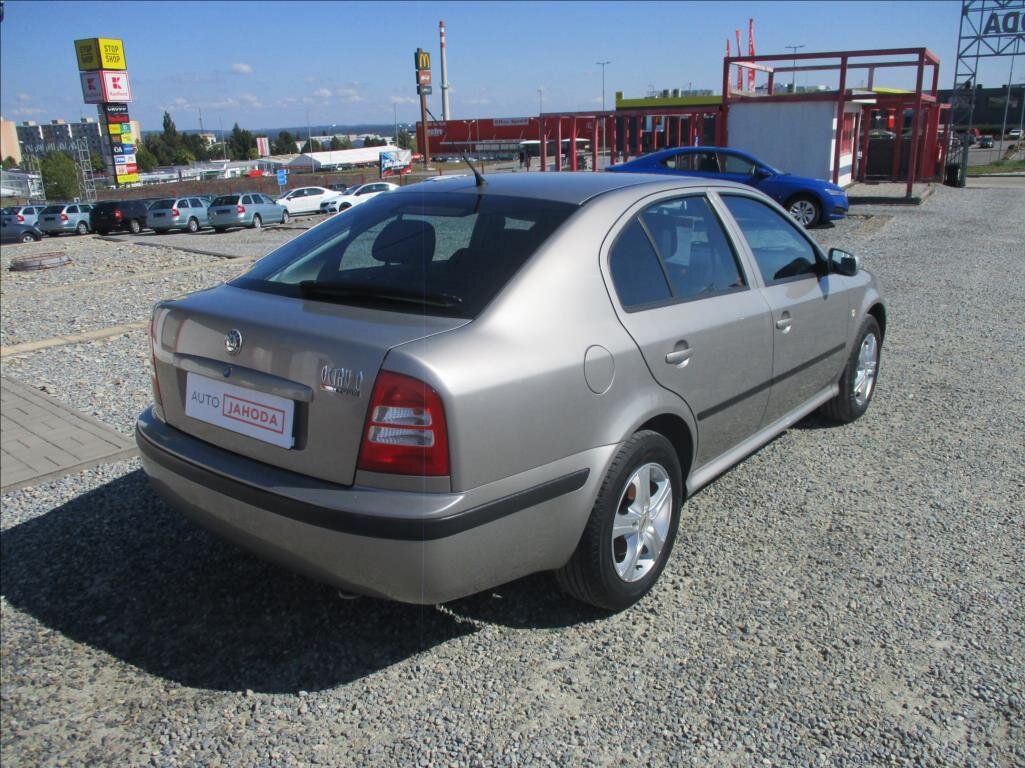 Škoda Octavia Liftback 1,6 l 75 kw
