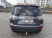 Mitsubishi Outlander SUV / Terénní 2,4 l 125 kw