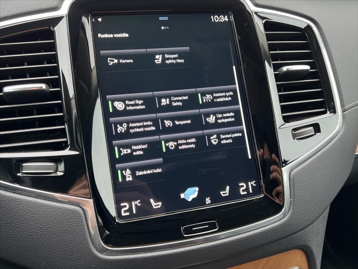 Volvo XC90 SUV / Terénní 2,0 l 173 kw