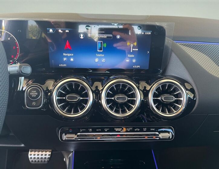 Mercedes-Benz GLA 14