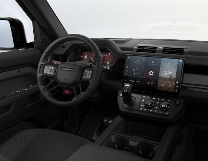 Land Rover Defender SUV / Terénní 4,4 l 467 kw