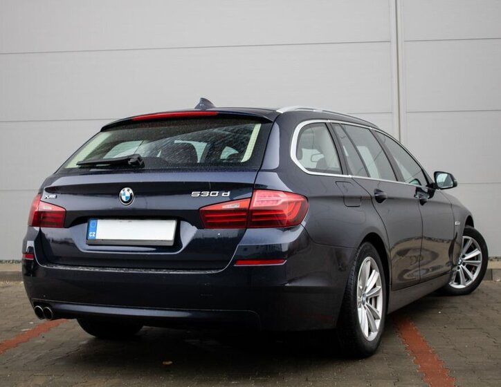 BMW Řada 5 7
